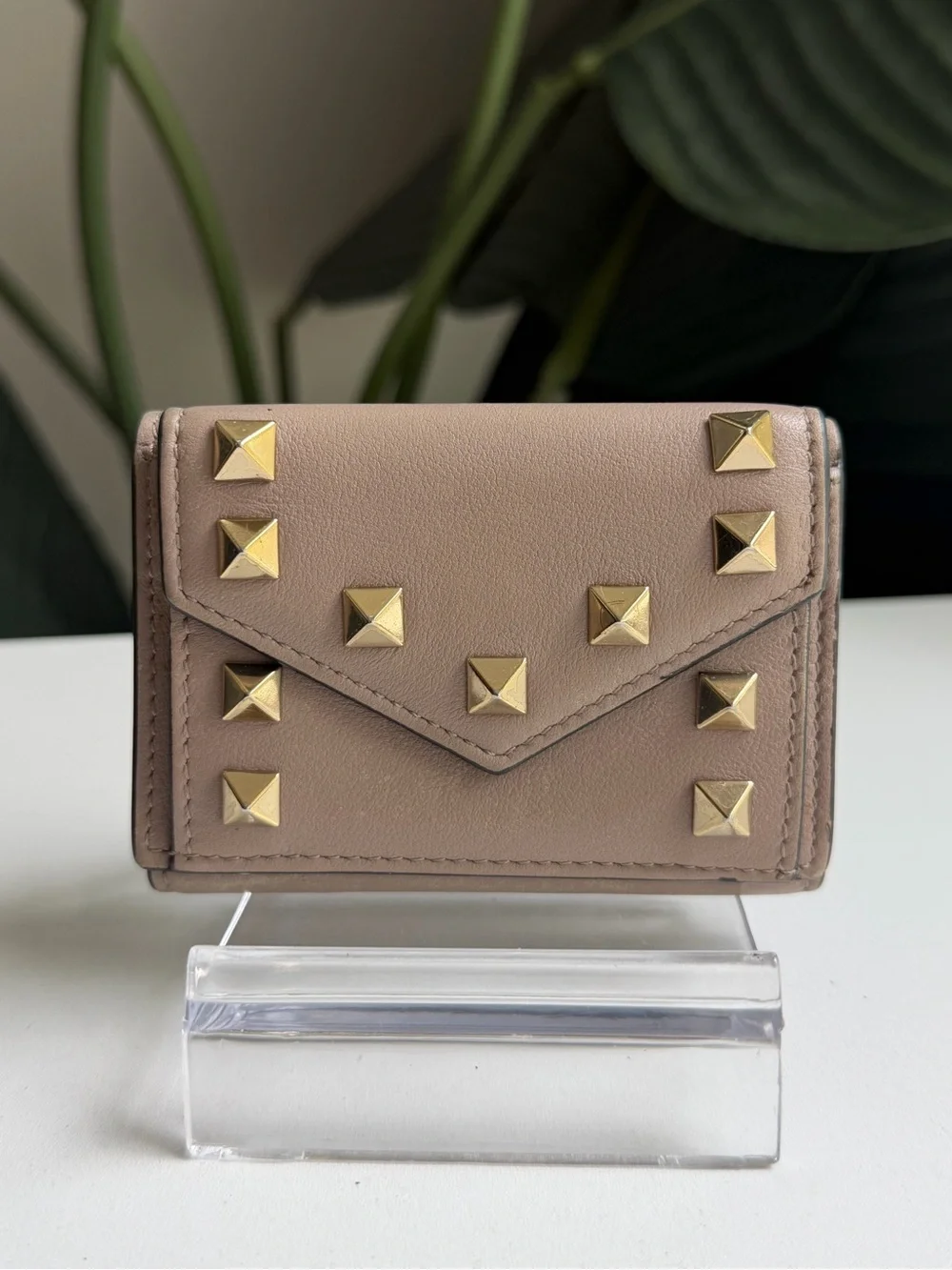 Valentino Garavani ‘Rockstud Trifold Wallet’
